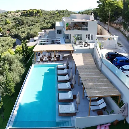 Hotell Myzith Luxury 3*