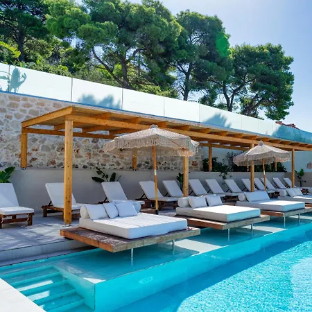Hotell Myzith Luxury Keri