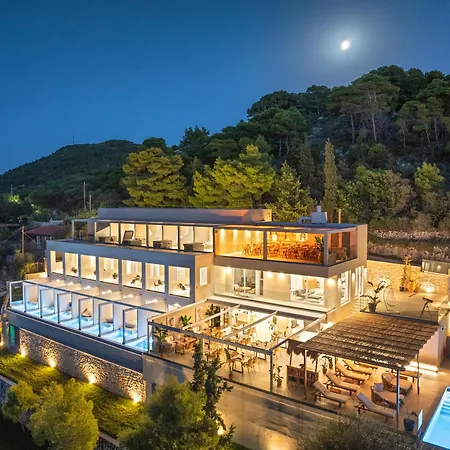 Myzith Luxury Hotell